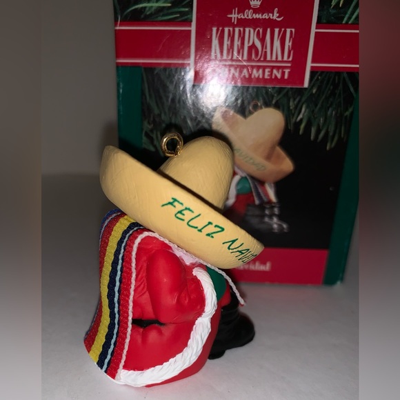 Vintage 1991 Hallmark Ornament Feliz Navidad Santa wearing a sombrero - Picture 3 of 12